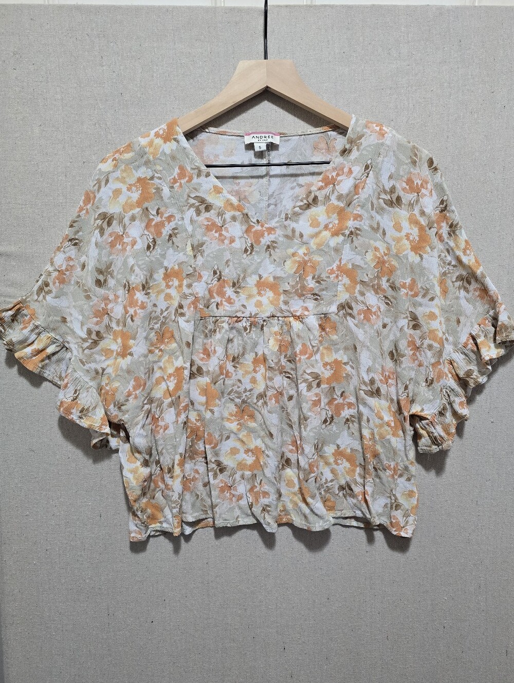 ANDRÉE by Unit Floral Boho Blouse Small Rayon Babydoll Top Ruffle Sleeve Peasant - Picture 2 of 9